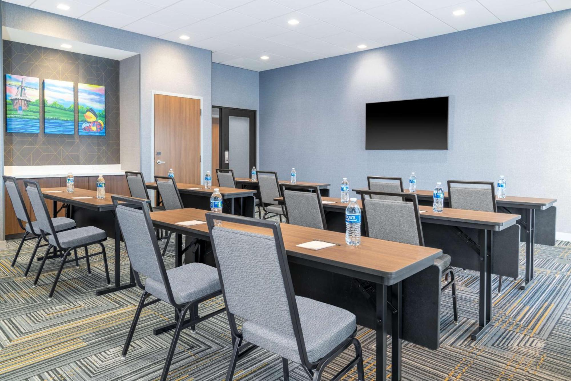 Homewood Suites By Hilton Holland Exterior foto